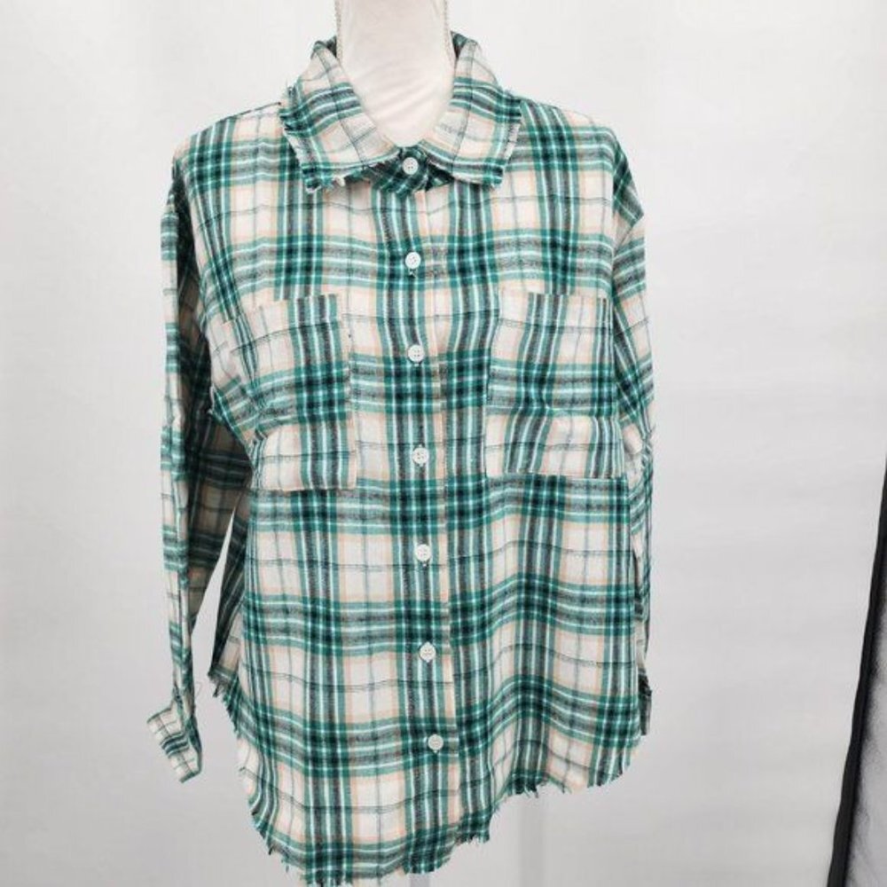 VEVERET Plaid Button Down Long Sleeve Raw Hem Shacket Shirt S.M.L NWT - Picture 7 of 16